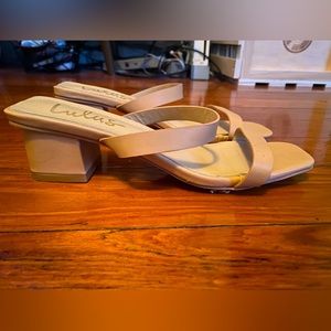 Failyn Naked Hazelnut Mules from Lulus in a size 7.5